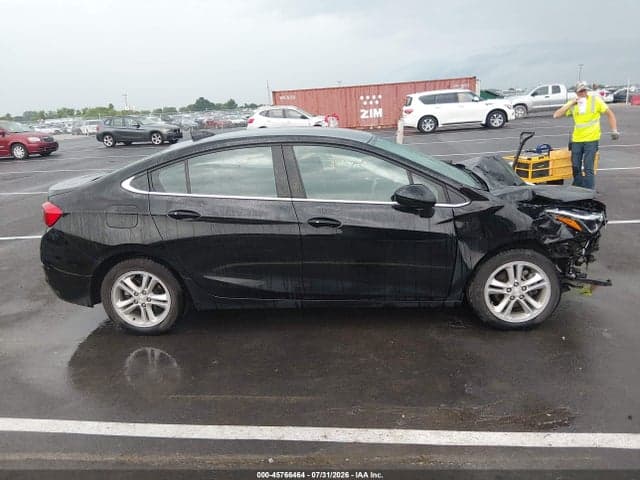 2018 CHEVROLET CRUZE LT AUTO 14
