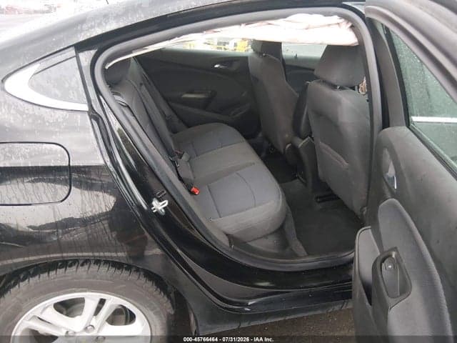 2018 CHEVROLET CRUZE LT AUTO 8