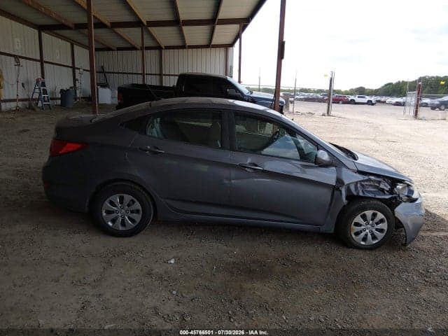 2017 HYUNDAI ACCENT SE 13