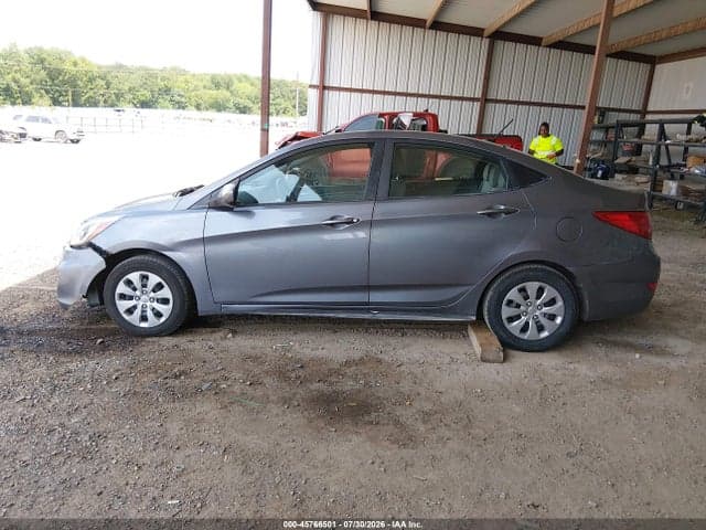 2017 HYUNDAI ACCENT SE 14