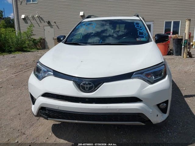 2018 TOYOTA RAV4 SE 13