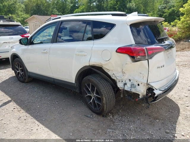 2018 TOYOTA RAV4 SE 3