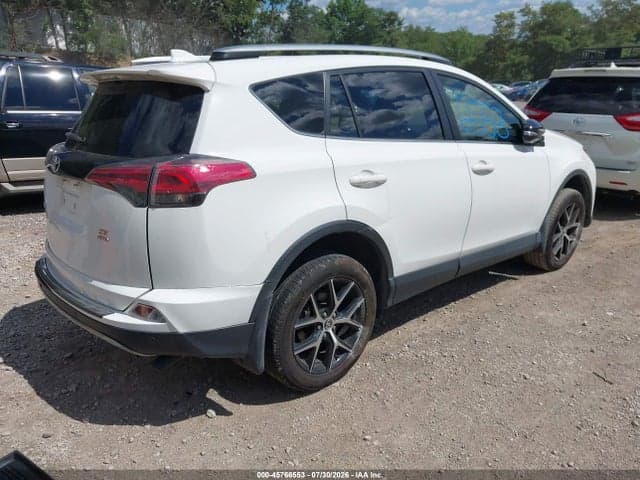 2018 TOYOTA RAV4 SE 4