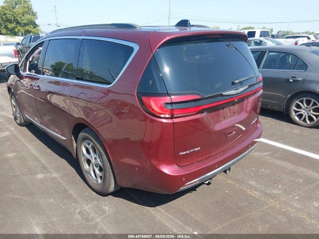 2023 CHRYSLER PACIFICA LIMITED 3