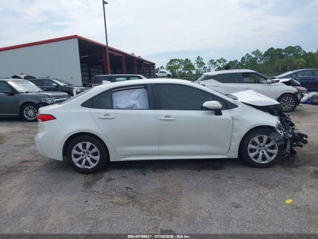2021 TOYOTA COROLLA LE 12