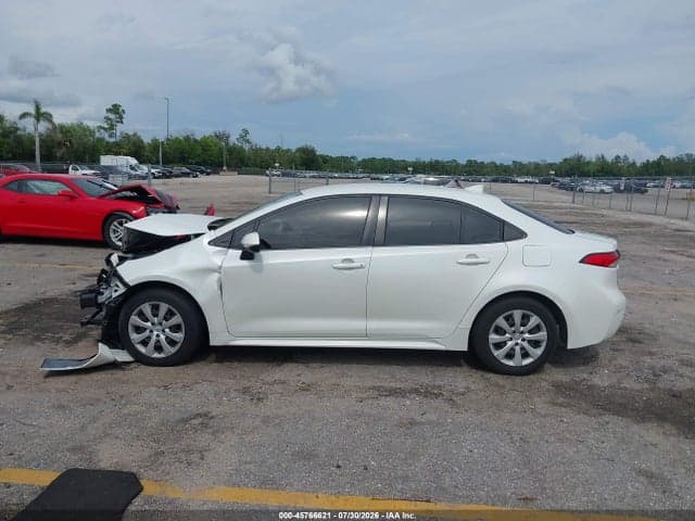 2021 TOYOTA COROLLA LE 13