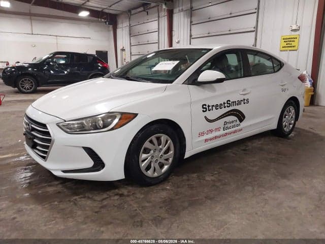 2017 HYUNDAI ELANTRA SE 2