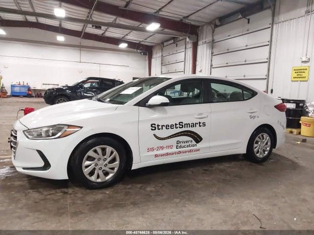 2017 HYUNDAI ELANTRA SE 14