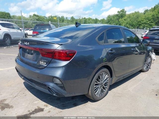 2024 KIA FORTE GT-LINE 4