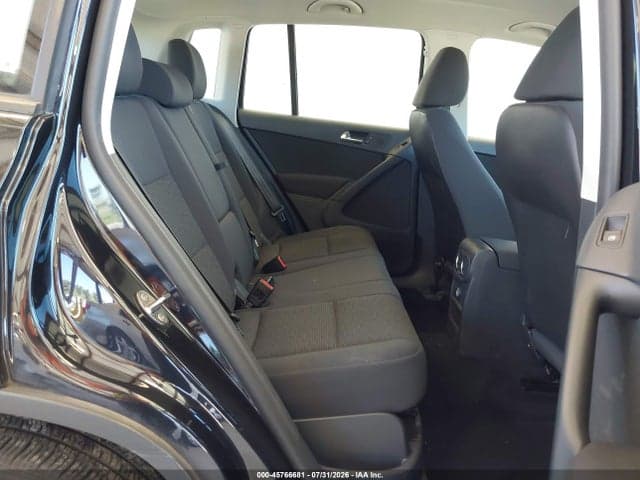 2017 VOLKSWAGEN TIGUAN 2.0T/2.0T S 8