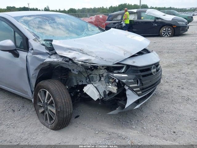 2025 NISSAN VERSA 1.6 SV 6
