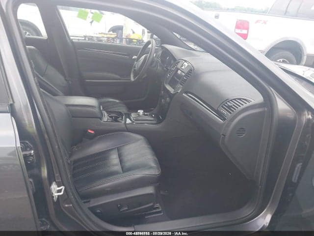 2023 CHRYSLER 300 300S 5
