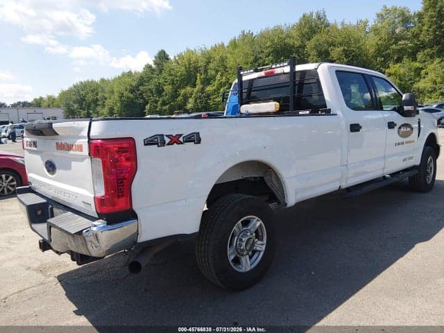 2017 FORD F-250 XLT 4