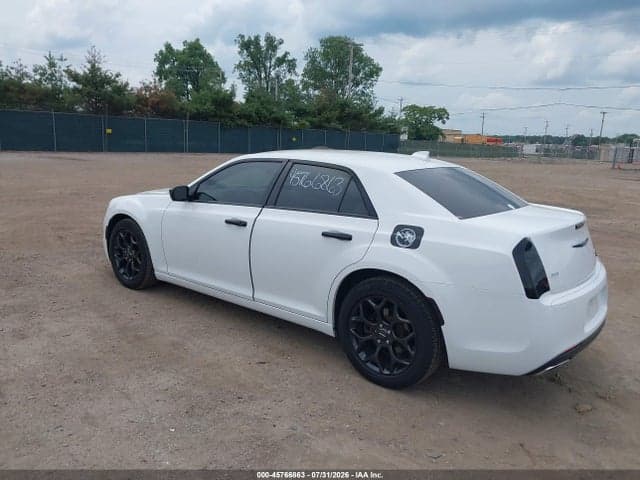 2019 CHRYSLER 300 300S AWD 3