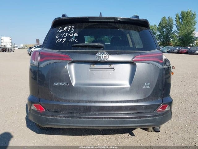 2017 TOYOTA RAV4 LE 17