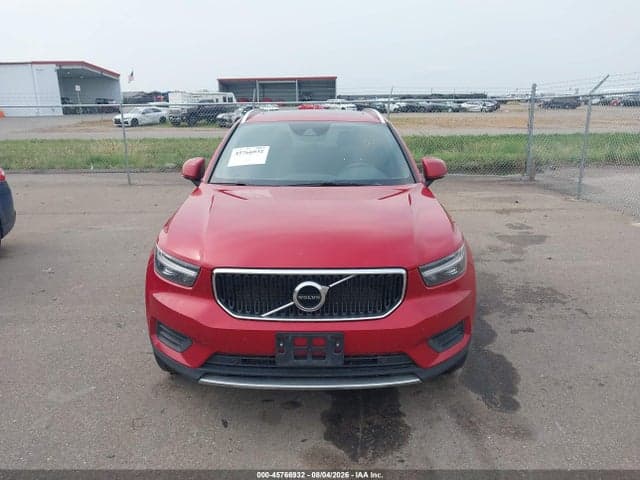 2019 VOLVO XC40 T5 MOMENTUM 12