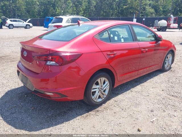 2019 HYUNDAI ELANTRA SEL 4
