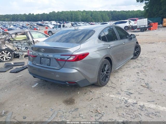 2026 TOYOTA CAMRY SE 4