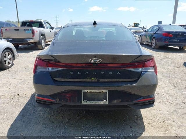 2021 HYUNDAI ELANTRA SEL 16