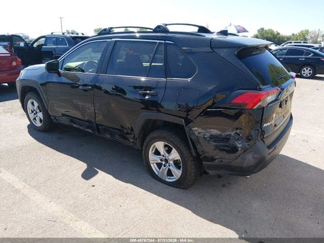 2019 TOYOTA RAV4 LE 3
