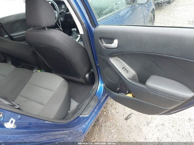 2018 KIA FORTE LX 7