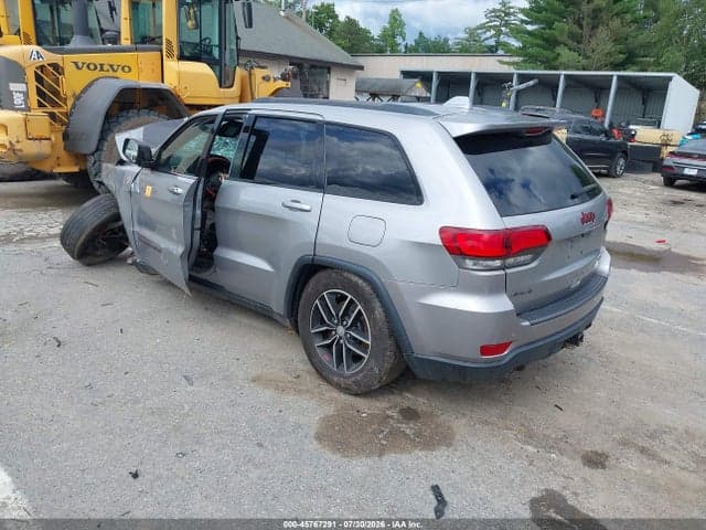 2017 JEEP GRAND CHEROKEE TRAILHAWK 3