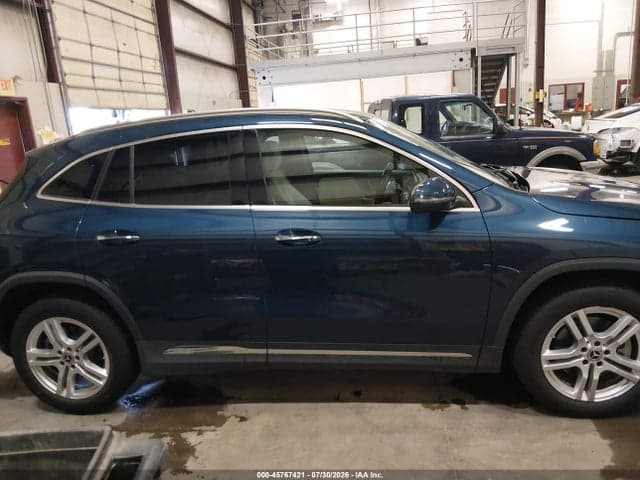 2021 MERCEDES-BENZ GLA 250 4MATIC 14