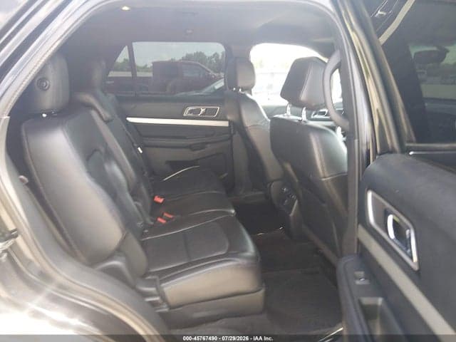 2017 FORD EXPLORER XLT 8