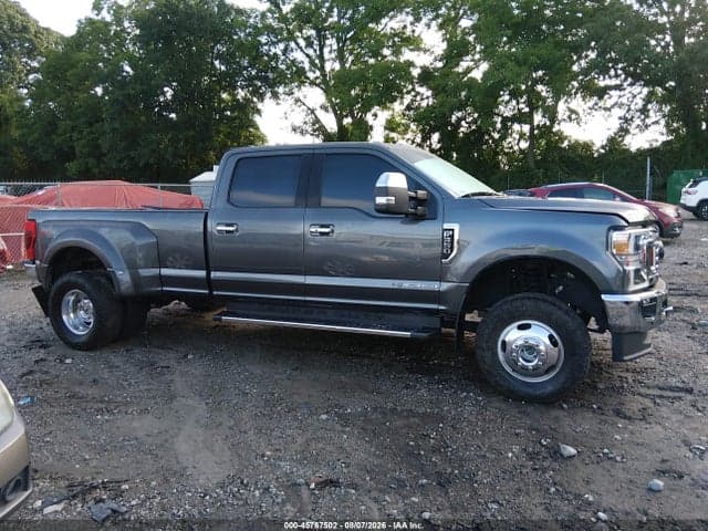 2020 FORD F-350 LARIAT 14