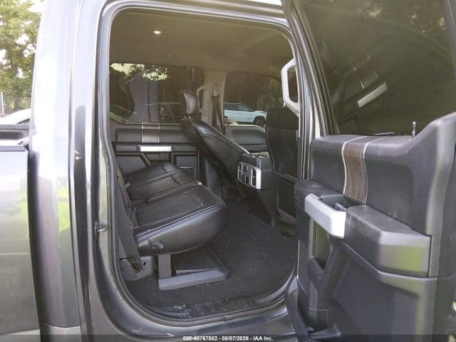 2020 FORD F-350 LARIAT 8