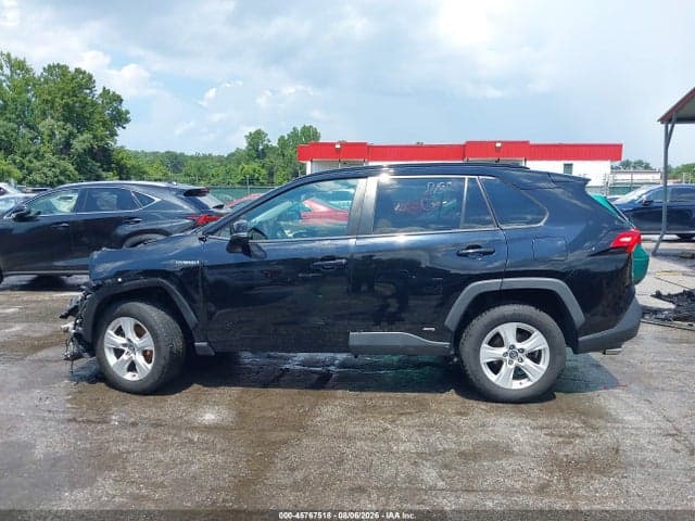 2020 TOYOTA RAV4 HYBRID XLE 15