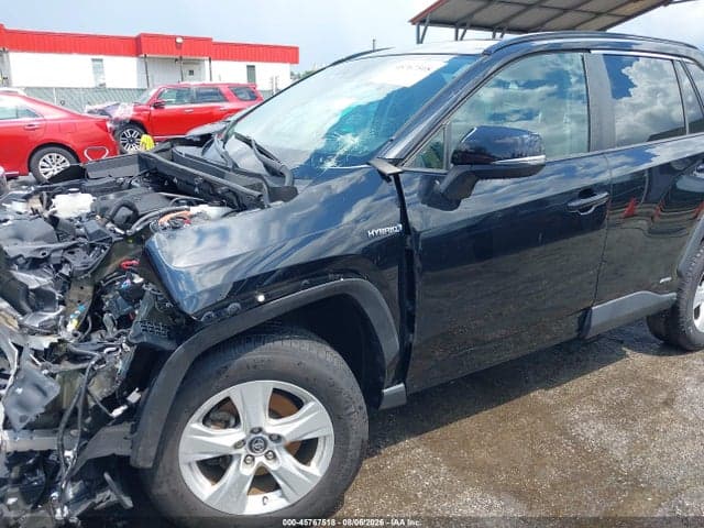 2020 TOYOTA RAV4 HYBRID XLE 6