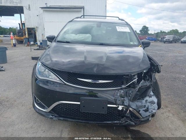 2017 CHRYSLER PACIFICA TOURING-L 6