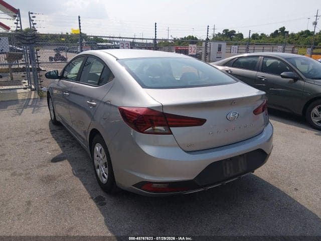 2020 HYUNDAI ELANTRA SE 3