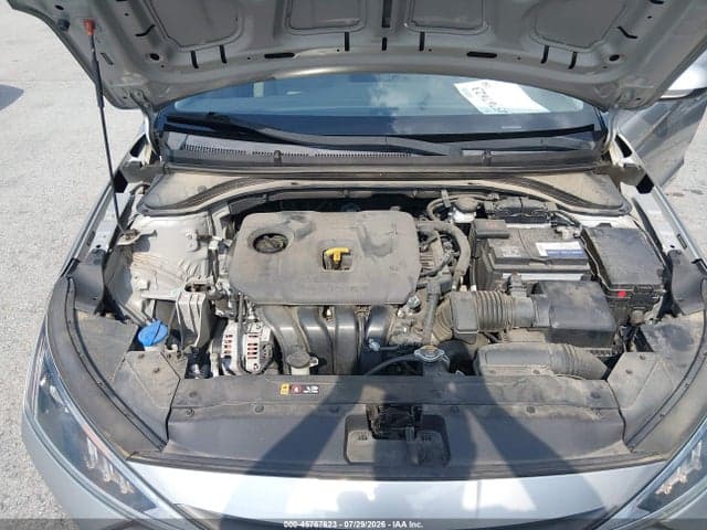 2020 HYUNDAI ELANTRA SE 10