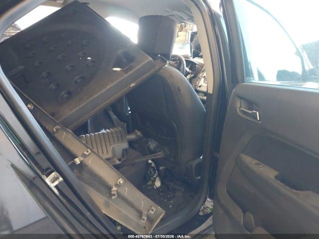 2017 CHEVROLET EQUINOX LS 8