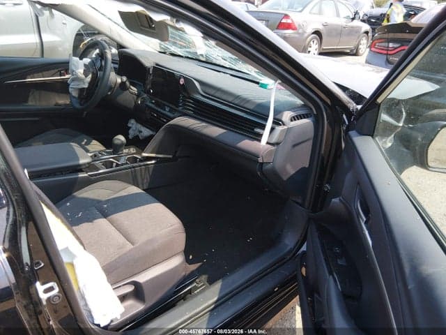 2026 TOYOTA CAMRY LE 5