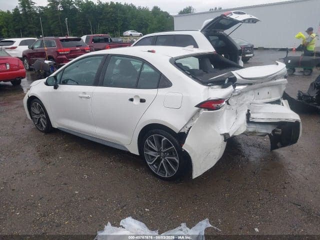 2021 TOYOTA COROLLA SE 3