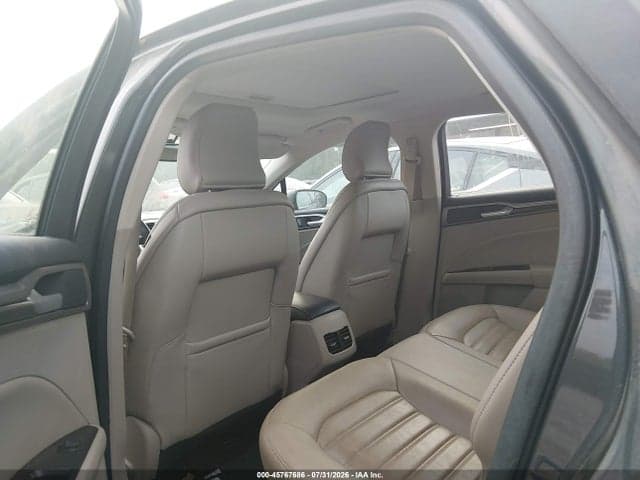 2017 FORD FUSION SE 8