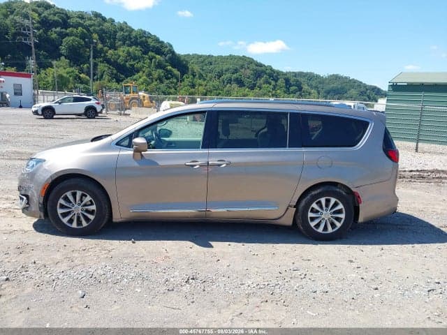 2018 CHRYSLER PACIFICA TOURING L PLUS 14