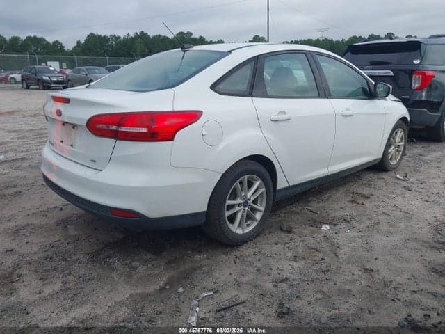 2017 FORD FOCUS SE 4