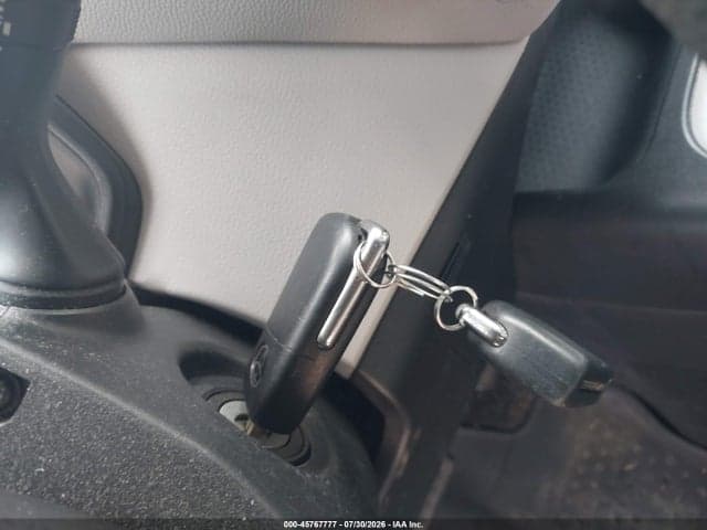 2020 TOYOTA COROLLA LE 11