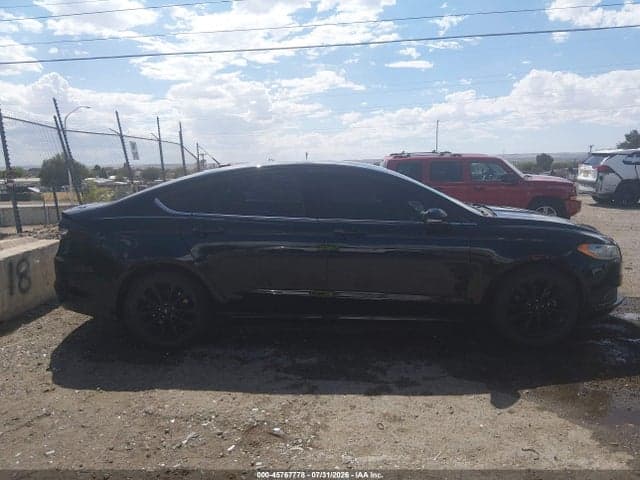 2017 FORD FUSION SE 12