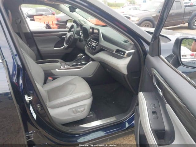 2020 TOYOTA HIGHLANDER HYBRID PLATINUM 5