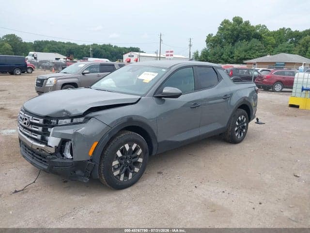 2025 HYUNDAI SANTA CRUZ SE 2