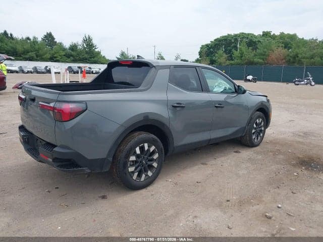 2025 HYUNDAI SANTA CRUZ SE 4