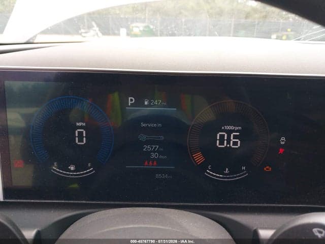 2025 HYUNDAI SANTA CRUZ SE 7