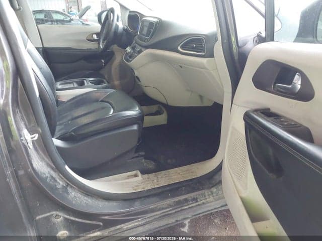 2021 CHRYSLER VOYAGER LXI 5