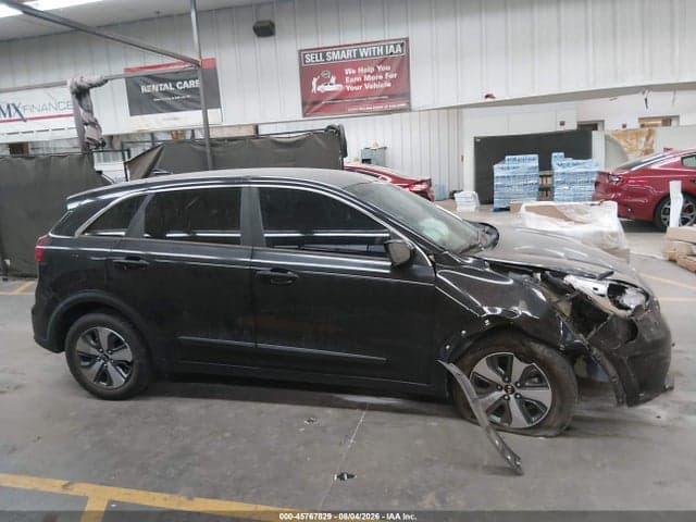2018 KIA NIRO FE 14