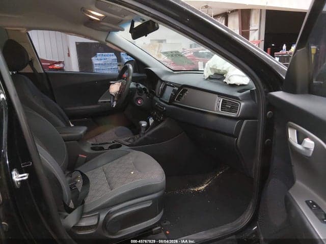 2018 KIA NIRO FE 5